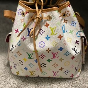 Murakami petit noe shoulder bucket bag.